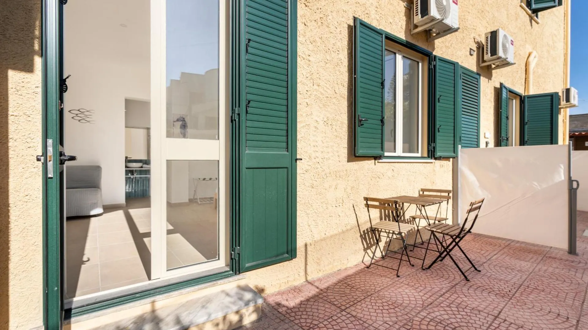 بيت ضيافة فندق Mondello House باليرمو إيطاليا